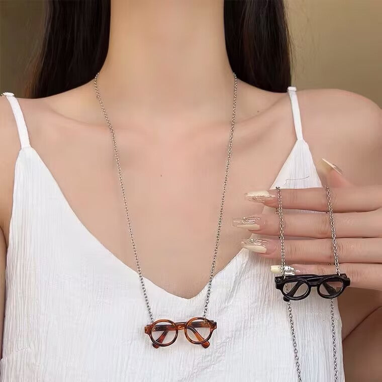Necklace Personalized Glasses Design