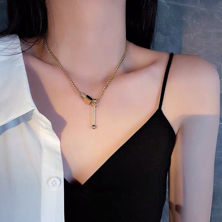 Necklace Lock Buckle Design
