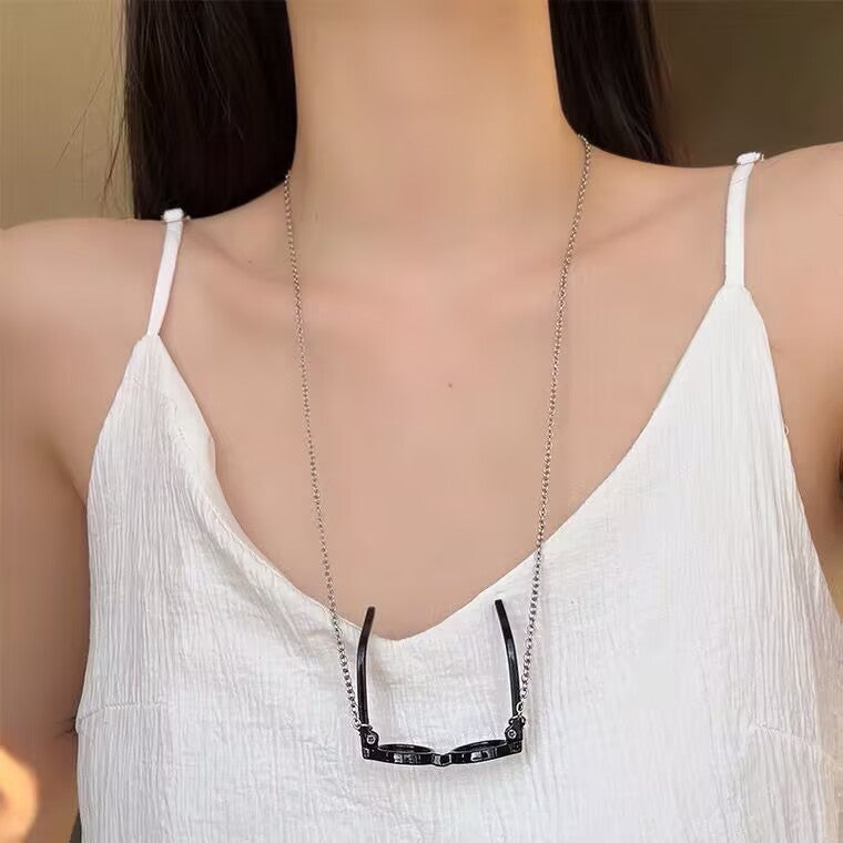 Necklace Personalized Glasses Design