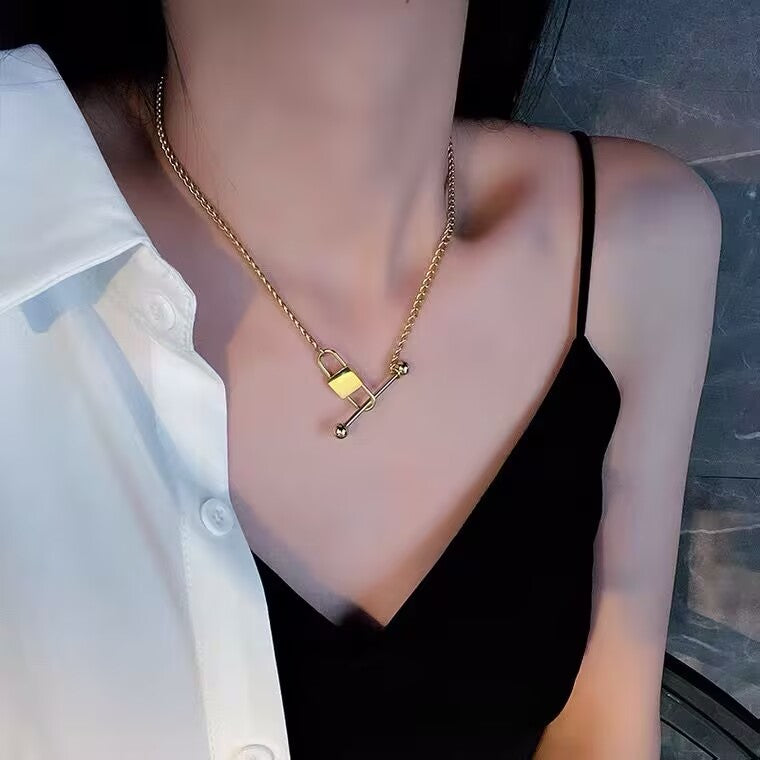 Necklace Lock Buckle Design