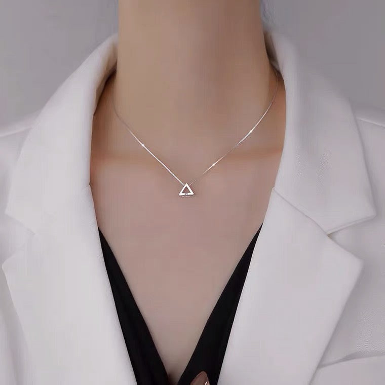 Necklace Triangle Design