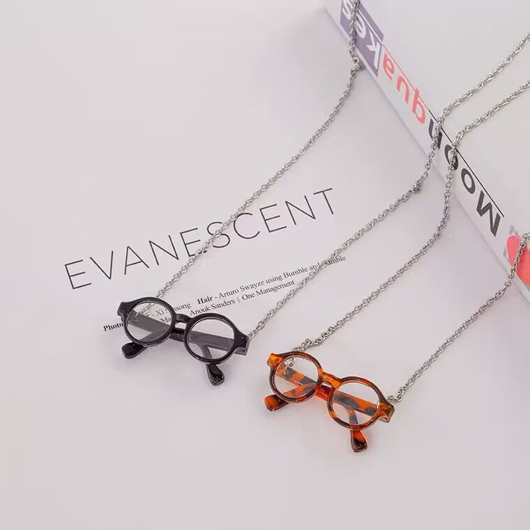 Necklace Personalized Glasses Design