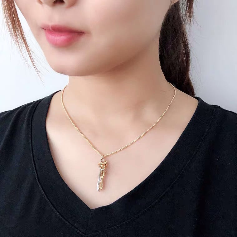 Necklace Hugging lovers Design A