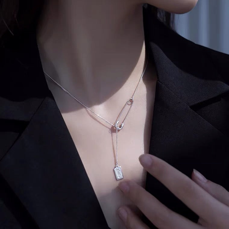Necklace Pin Design